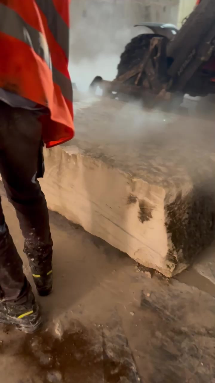 Video WhatsApp 2025-09-23 ore 17.06.33_932849b4.mp4